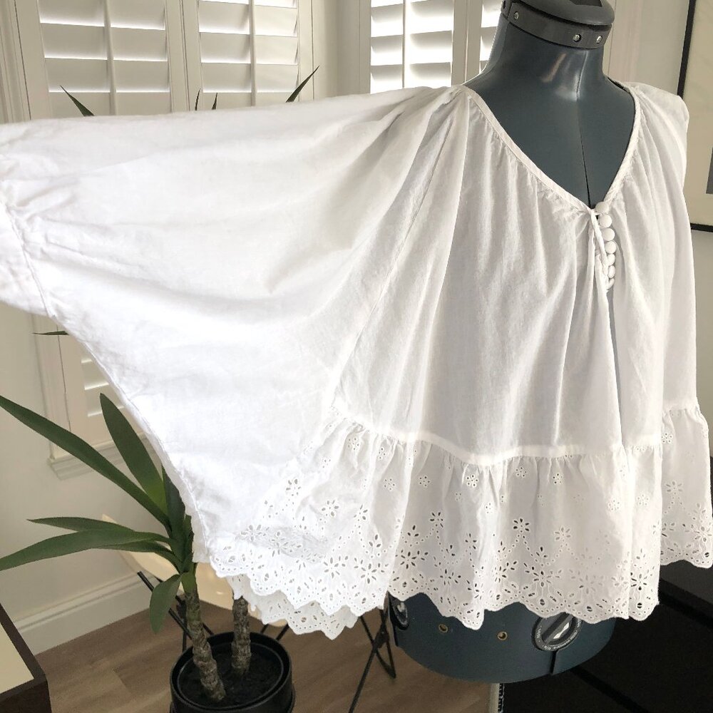 Holy G. White Cotton Blouse for Summer Cover Up with Eyelet Detail Size 40 - Picture 4 of 10